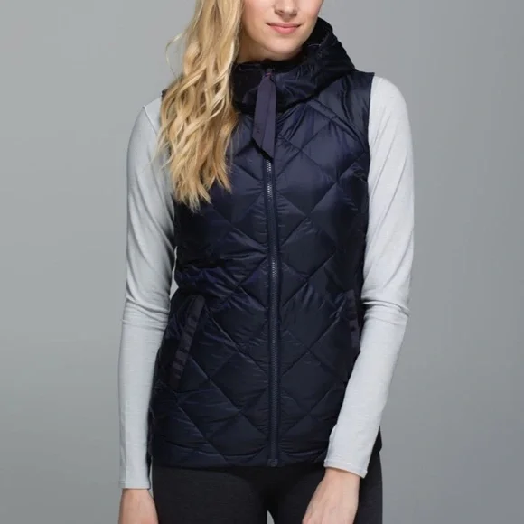 Lululemon The Fluffiest Vest - Picture 2 of 8